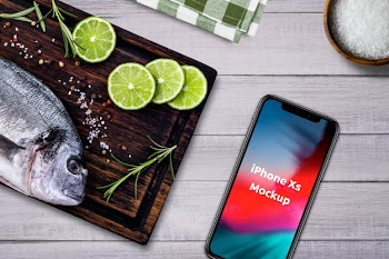 Seafood restaurant smartphone mockup Free Psd