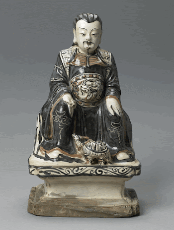 seated man wearing robes with Big | Free Photo - rawpixel