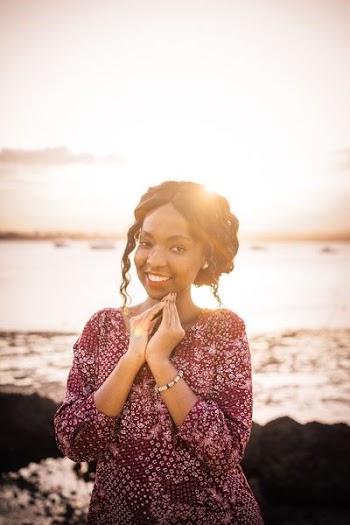 selective focus photo of woman