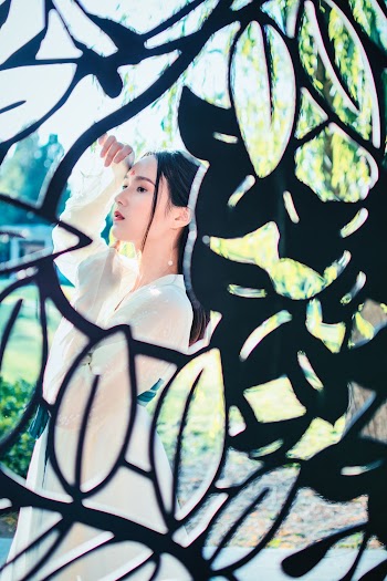 Selective Focus Photo Of Woman 