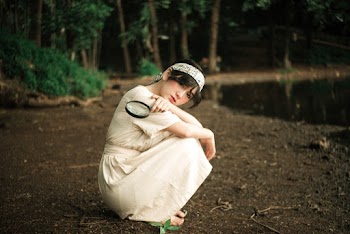 Selective Focus Photography Girl Near Outdoor