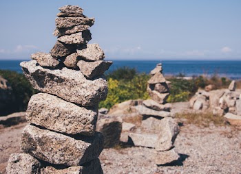 Selective Focus Photography of Balance Rock