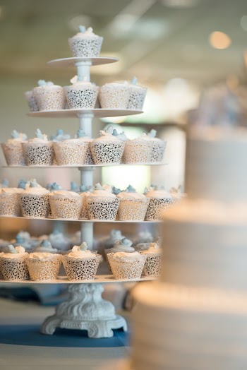Selective Focus Photography Of Cupcakes On Tray