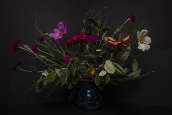 Selective Focus Photography of Flower Arrangement