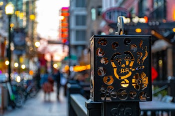 Selective Focus Photography of Gray Lamp