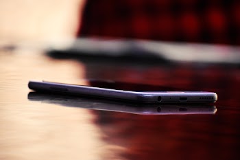 Selective Focus Photography of Smartphone