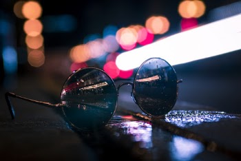 Selective Focus Photography of Sunglasses
