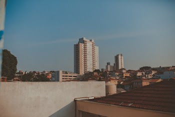 Selective Photography of Highrise Buildings