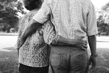 Senior couple back view, retirement | Free Photo - rawpixel