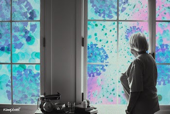 Senior woman stays inside the house to prevent coronavirus infection b.. | Free  photo - 2309426