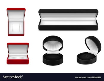 set empty red and black velvet opened jewelry