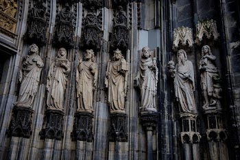 Several People Statues