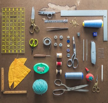 Sewing Tools Knolling