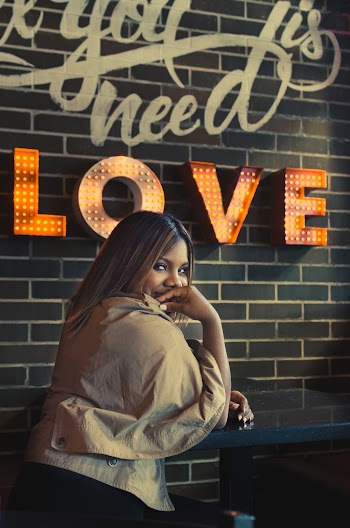 Shallow Focus Photo of Woman