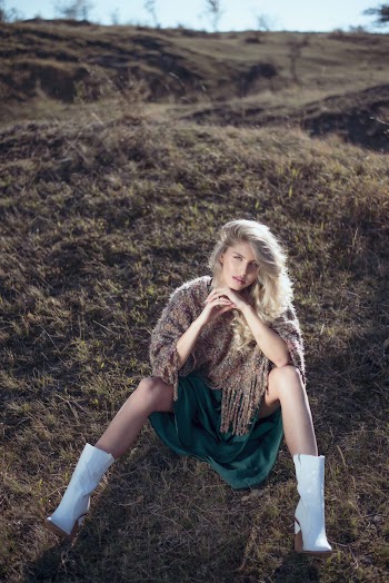 Shallow Focus Photo of Woman