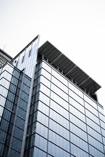 Shallow Focus Photography Of Building