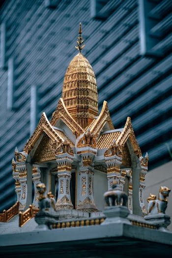 shallow focus photography of temple miniature