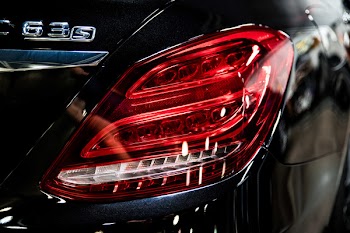 Shallow Focus Photography of Vehicle Taillight