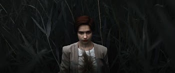 shallow focus photography of woman