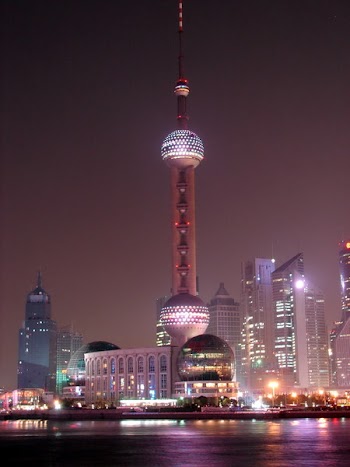 Shanghai Pearl tower from bund