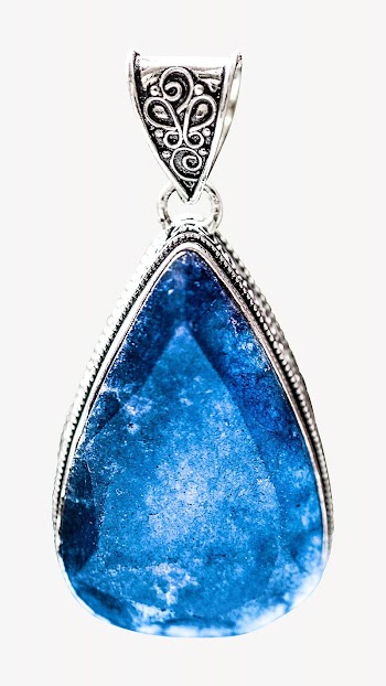 Shiny blue stone pendant jewelry | Free Photo - rawpixel