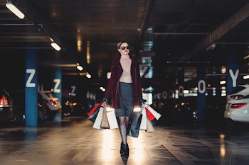 Shopping freak in the parking lot 2