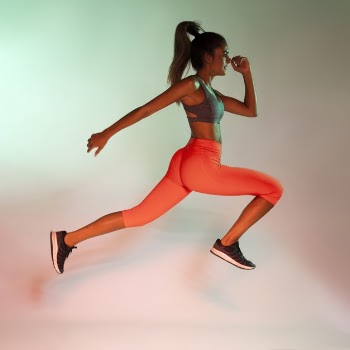 Side view of athlete running Free Photo