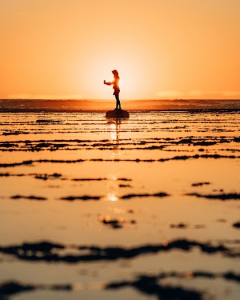 Silhouette of Woman 