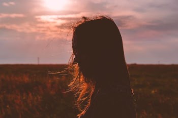 silhouette photo of a woman