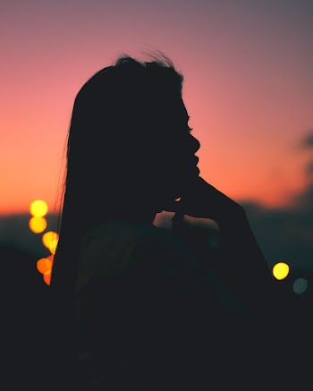 Silhouette Photo of a Woman
