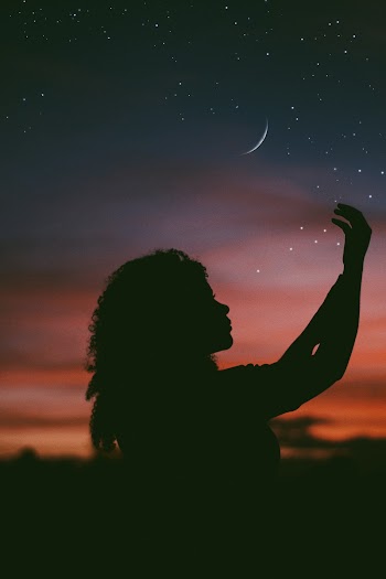 Silhouette Photo of Woman
