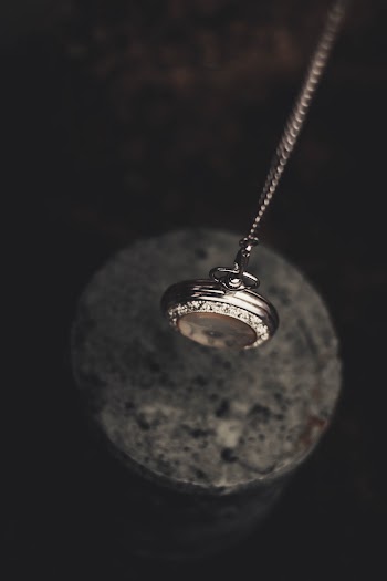 Silver-colored Pendant Necklace