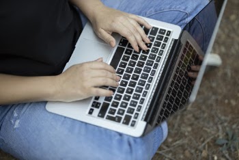 Silver Macbook