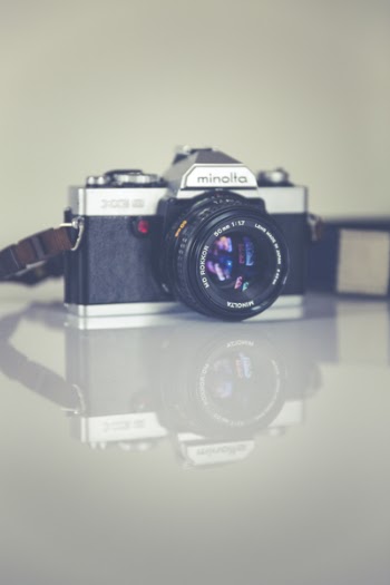 Silver Minolta Dslr Camera