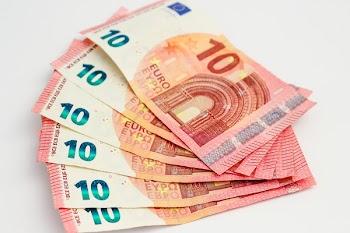 Six 10 Euro Banknotes
