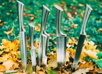 six grey stainless steel knives