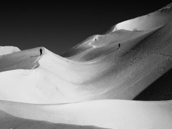 Ski touring on Monte Tambura in the Apuan Alps