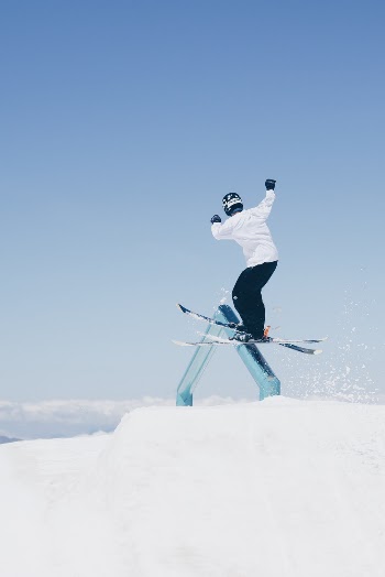 Skier train in the rail in Les Deux Alpes
