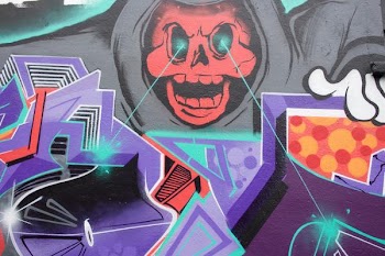          Skull Graffiti Art Free Photo     