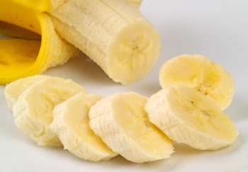 Sliced Banana on a serving plate