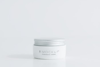 Small face cream can mockup Free Psd