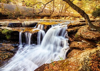 Small water fall | Free public domain photo - 434372