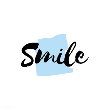 Smile typography or logo vector | Free stock vector - 466526