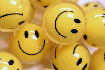 SmileyBalls2.JPG