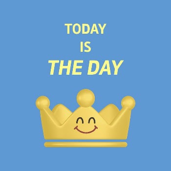 Smiling crown Instagram post template, | Free Vector Template - rawpixel