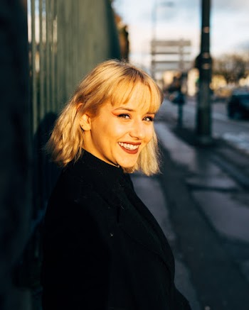 Smiling Woman 