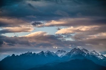 snowcap mountains under sky