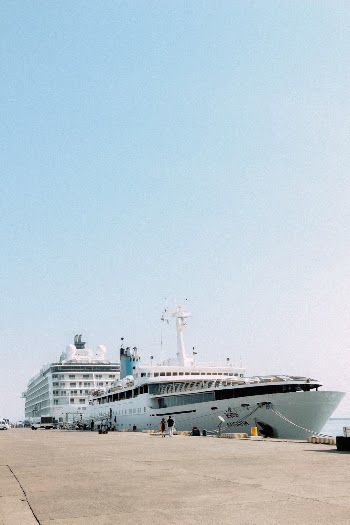 so, it was my first Goa trip.An event company hire me for photography for three days.
I was not knowing that i'm going by cruise.after knowing i was feeling mad.
and after facing this large ship.I can't stop myself to capture that moment.
And the result is in front of you all.
