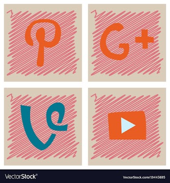 Social network symbols in speech balloons vector image