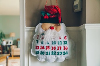 Soft Santa Christmas Countdown